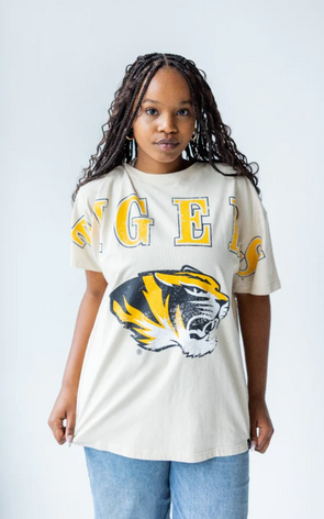Mizzou Tigers Gameday Social Women's Tiger Head Oversized Logo Cream T-Shirt